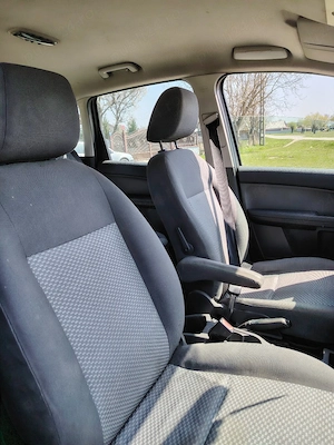 Vand ford C Max 1.6 tdci anul 2006 km 2430000 reali  - imagine 4