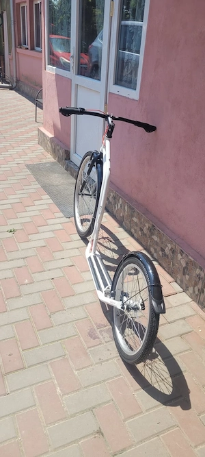 Trotinetă pentru damă