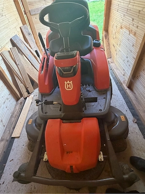 vand tractor tuns iarba Husqvarna Rider R 320 XAWD cu masa de taiere - imagine 7