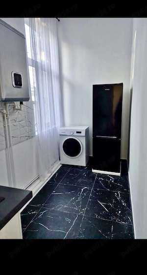 Casa in oras Galati, cu toate utilitatile, proprietate, zona centrala linistita - imagine 4