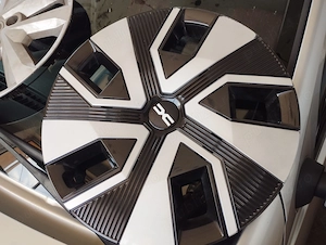 vand capac original dacia pret 75 lei fix   tel. O728. 7O7. 444