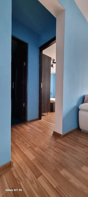 Central, 3 camere decomandat, lângă Stațiunea Straja,renovat, modernizat, izolat, acoperiș sarpantă. - imagine 6