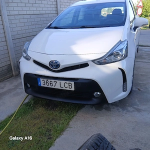 toiota prius plus  - imagine 9