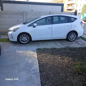 toiota prius plus  - imagine 2