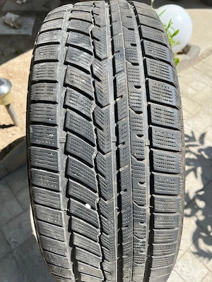 2 Cauciucuri 235 60 r 18 M+S