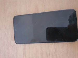 Smartphone SAMSUNG Galaxy A10, defect, display perfect, aspect impecabil, doar 100 RON!