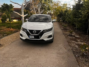 Vand Nissan Qashqai alb perlat 2020 - imagine 4