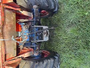 Vând tractor - imagine 2