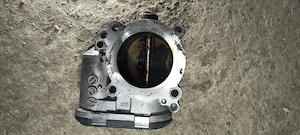 Clapeta de accelerație / admisie - Mercedes C Class 1.8 benzina  - imagine 6