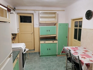 Casa din 3 camere cu curte Giulesti sector 1 - imagine 8