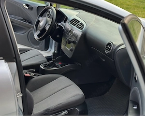 Seat Leon 2.0TDi 140cp BKD - imagine 2