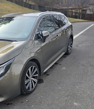 Toyota Corolla Touring Sport 1.8 - imagine 4