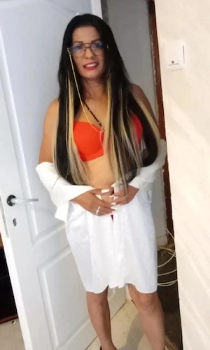 Domna matura poze reale