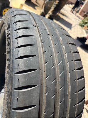 Set anvelope Michelin Pilot Sport 4 215/40/ZR17 - imagine 2