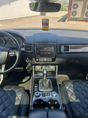  Volswagen Tuareg 2017, 262 CP, FULL - imagine 3