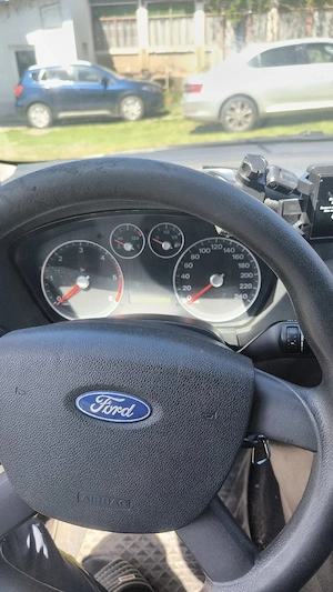 Ford Focus 1.6 TDI, an fabricatie 2006, pret 1150 EUR   - imagine 8