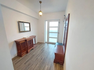 Casă cu etaj eficientă energetic 4km de Sibiu terasă acoperită pivniță - imagine 3