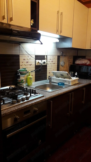 Vand doua case curte Bragadiru parter si etaj - imagine 6