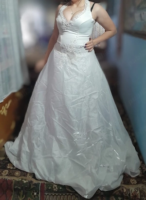 vand rochie de mireasa 