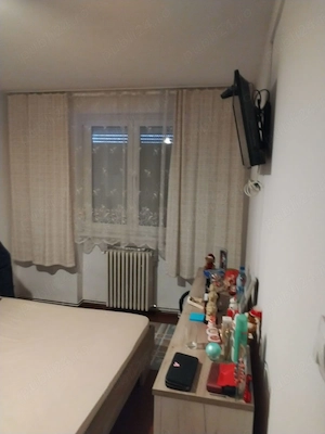Vând apartament 3 camere