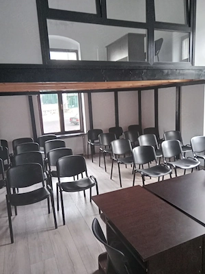 Închiriez spațiu ultracentral, ultramodern cu posibilitate de parcare  - imagine 2