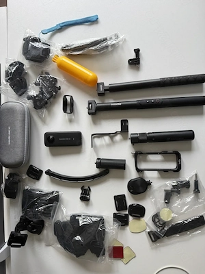  Insta360 One X2 + accesorii + card