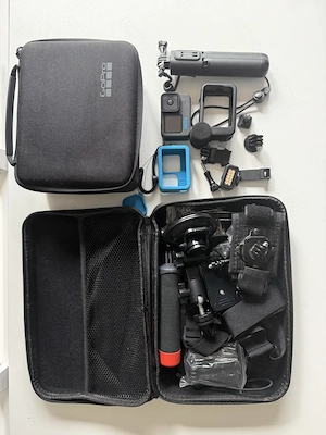 Go Pro 12 Creator Edition kit complet + kit accesorii (apa, bike, moto) + card memorie 