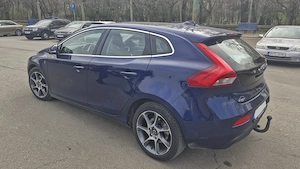 Volvo V40 2016 T2 120 cai manual benzina