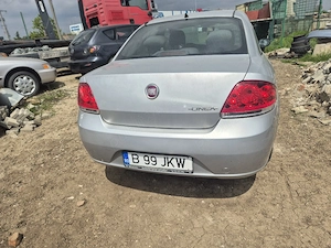 Vand FIat Albea din 2008 - imagine 3