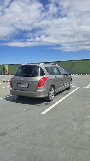 Peugeot 308 - imagine 7