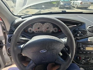 Ford Focus Mk1 - imagine 5