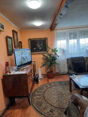 Vand sau schimb casa in localitatea Nojorid - imagine 7