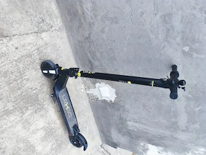 vând trotineta electrica LEXGO perfect funcțională. - imagine 3