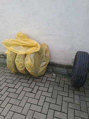 Vand cauciucuri de vara    Continental 215/60/R18     DOT 2025 - imagine 3