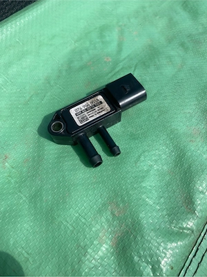 senzor presiune gaze 1.9 tdi BLS - imagine 2