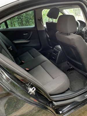 BMW e90 318i - imagine 5