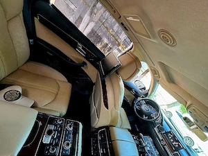 Vând Audi A8 3.0 Quattro