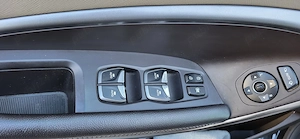 Hyundai Santa Fe 2.2 CRDi Diesel 4x4 Automat 2017 - imagine 6