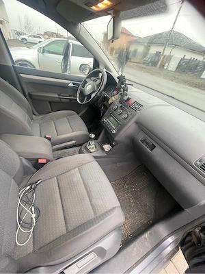 vand Volkswagen Touran 2.0 diesel 2005 - imagine 4