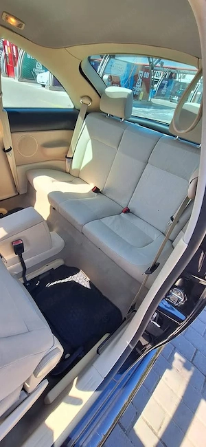 Volkswagen New Beetle, an 2007, motor 2.0 benzină + GPL , 92.000 km - imagine 6