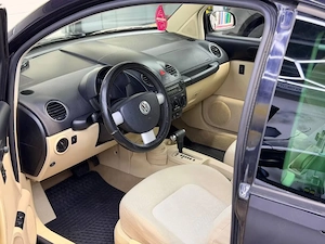 Volkswagen New Beetle, an 2007, motor 2.0 benzină + GPL , 92.000 km - imagine 10