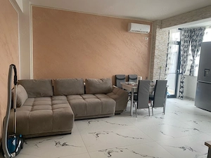 inchiriez apartament doua cam teresa 41m parter