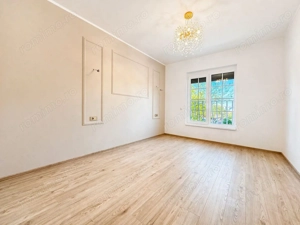 Duplex despartit prin garaj - 5 camere / 3 bai -  mobilata / utilată - imagine 16