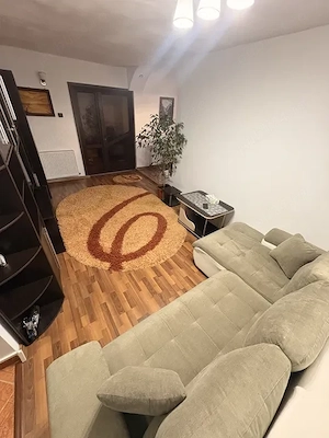 Proprietar vând apartament 3 camere, 70 mp, Tg-Jiu, etaj 8 - imagine 2