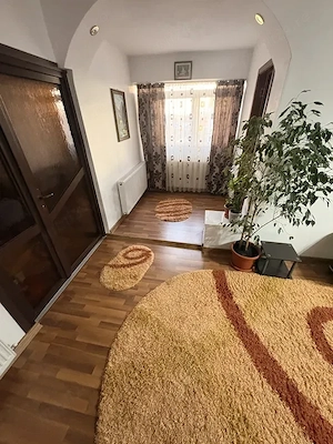 Proprietar vând apartament 3 camere, 70 mp, Tg-Jiu, etaj 8 - imagine 6