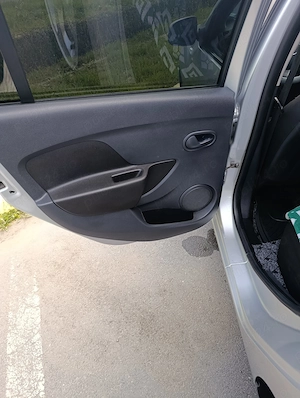 Dacia Logan MCV 0.9 Tce - imagine 9