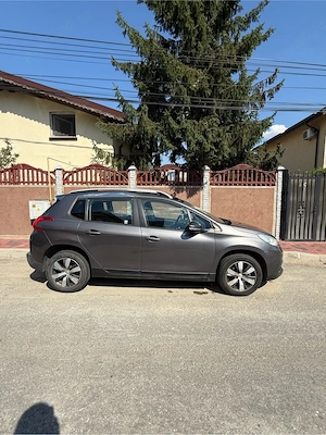 Peugeot 2008   1.6 Benzină (120 CP), An 2014 - imagine 4