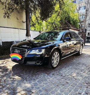 Vând Audi A8 3.0 Quattro