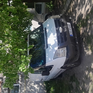 Vând Ford transit 