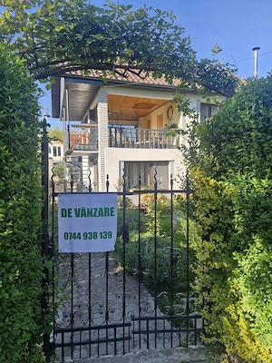 Casă de vânzare la Insula Mureș (Zona 3 Insule), Arad